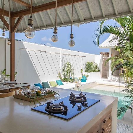 Villa Azcoyen - 3Br Villa In Canggu Zewnętrze zdjęcie
