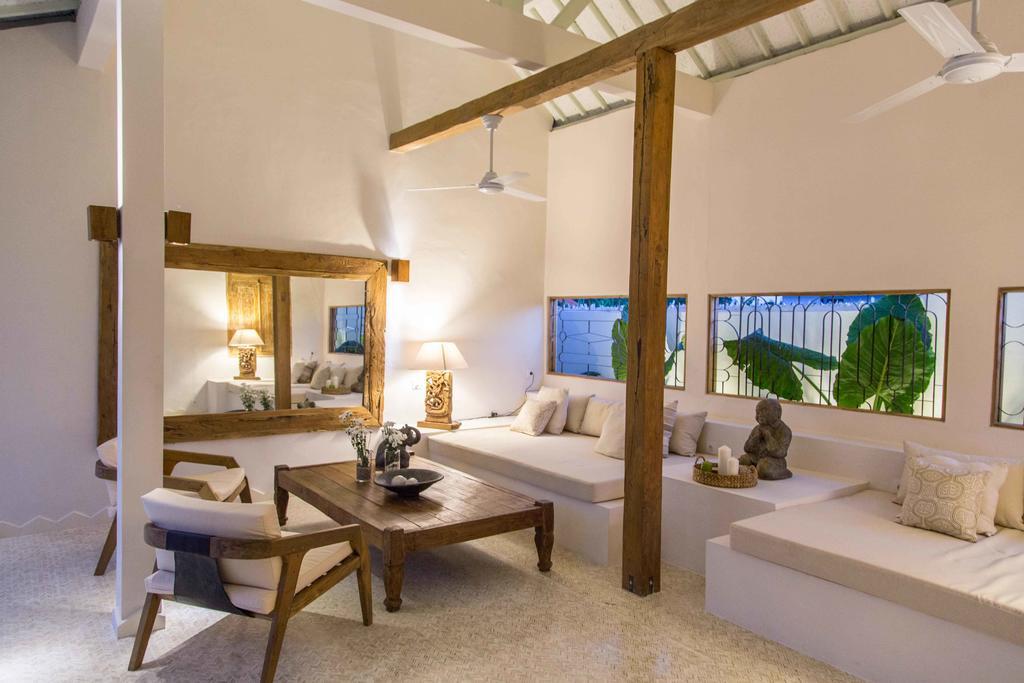 Villa Azcoyen - 3Br Villa In Canggu Zewnętrze zdjęcie